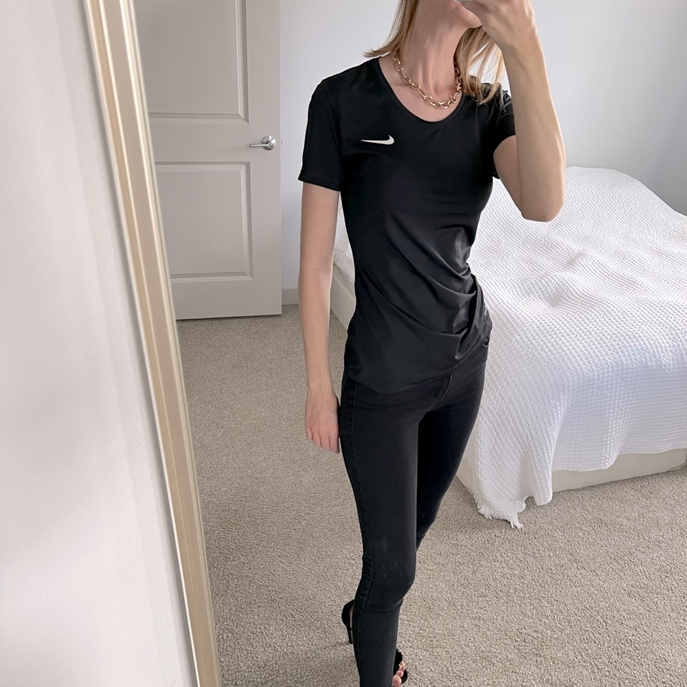 Nike shirt, size M